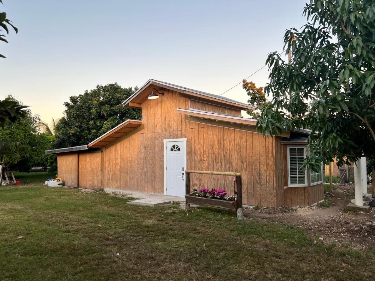 Гостевой дом Maria'S Tiny Barn Хомстед Экстерьер фото